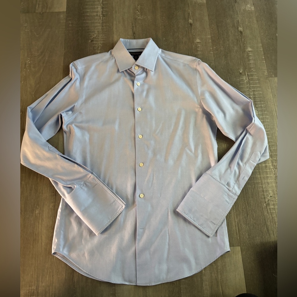 Men’s Banana Republic Non-Iron Slim Fit Sky Blue Dress Shirt - Picture 3 of 4